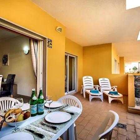 Lux Horizon - Royal Cabanas Golf Apartment *